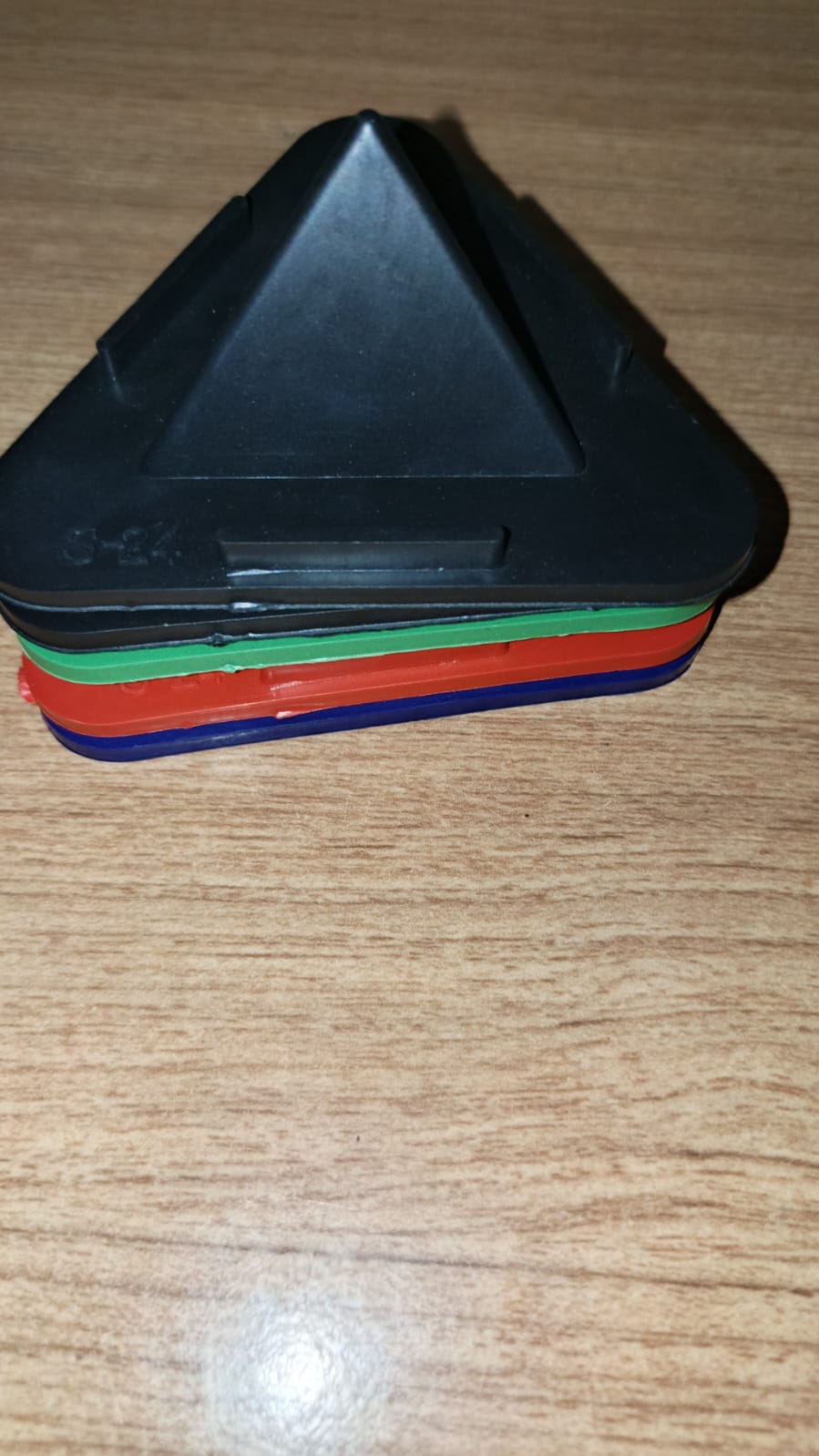 Plastic Triangle Mobile Stand Holder – Multicolor Desk Phone Holder set 5 pieces